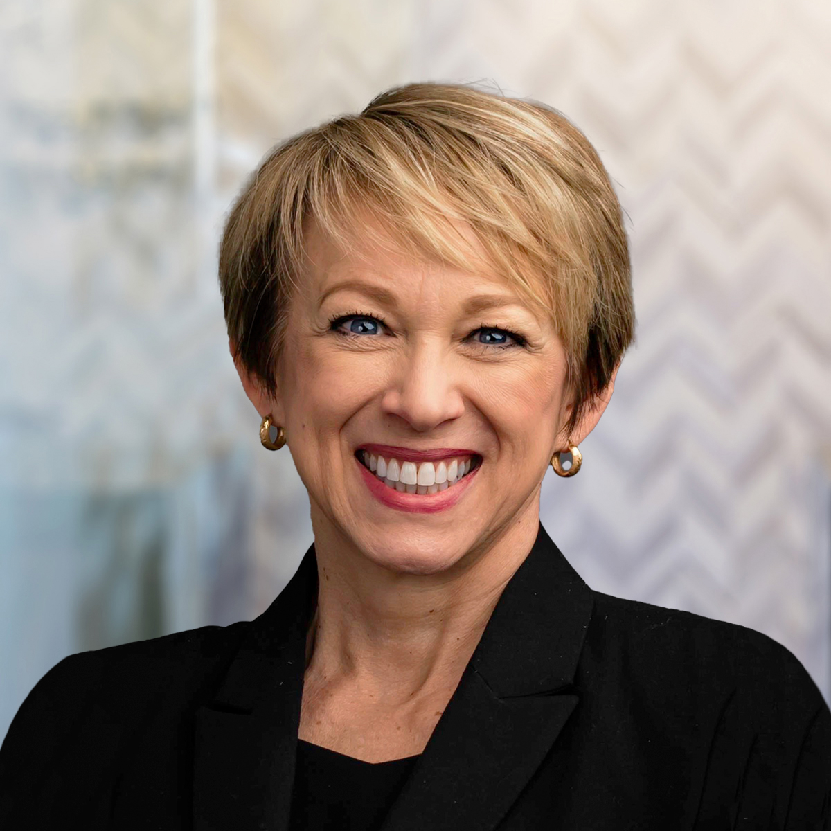 Headshot of Annette Folmer